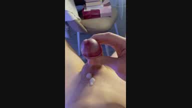 [25 SEC] CUM ON MY BODY