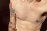 red 1995 live Chaturbate webcam gallery thumbnail