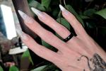 Sharp claws
