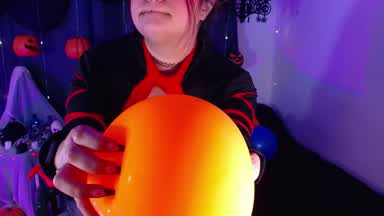 I love to exploit balloons