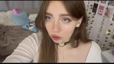 suck finger , ahegao 💥