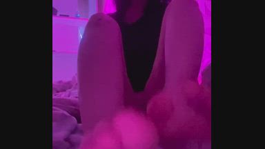 feet