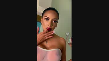 It´s WET-Nesday 💦 Would you drink off my body 🥵