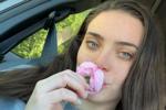 zoeyyyy xxxx — Wanna see some of my selfies 😇🙈