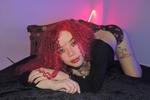 Antonia is red