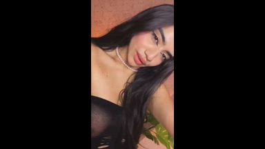 Oops!! Sexy girl in cam