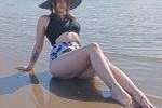 I love relaxing on the beach) feel this vibe