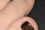 chocolate glitter pedicure