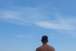 NAKED IN BEACH