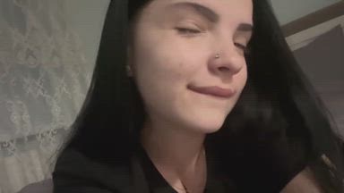 <3