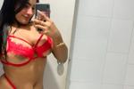 in RED ❤💋