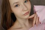 pink dress