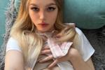 Horny school girl photoset part 1