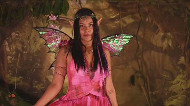 Do you want to see your fairy girl get undressed?