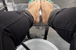 ❤️before the pedicure❤️