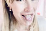 julia — fun in kitchen