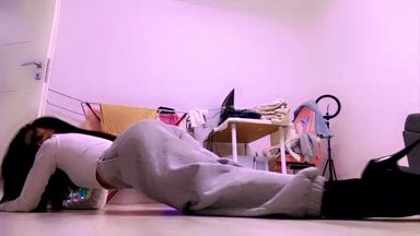 Art 🖼️ heels 👠 dancing on floor