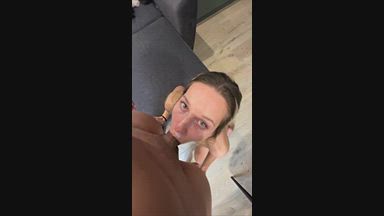 Deepthroat and swallowing cum