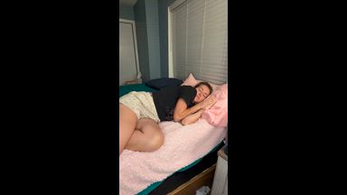 Touching my pussy till it’s nice and creamy