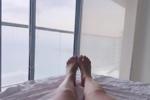 feet