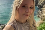 ^-^