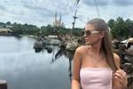 Mona in Disneyland