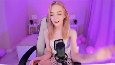 ASMR form sweet Lorrene with her toys and mouth