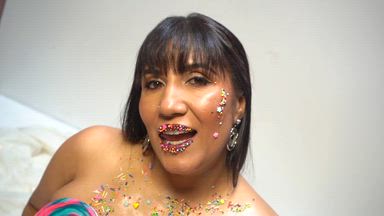DO YOU WANT A DELICIOUS SWEET?