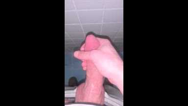 therealjerkoff live Chaturbate webcam gallery thumbnail