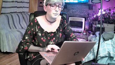 sissy cage cum