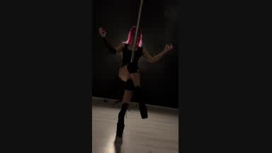 Sensual dance🥰🥰🥰