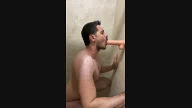 BLOWJOB IN THE SHOWER!