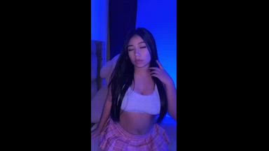 hermosa colegiala 🤤🫣💕