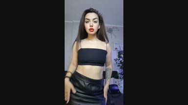ohmymia โ I'm so sexy...