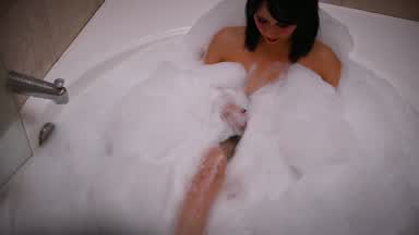 A delicious bubble bath