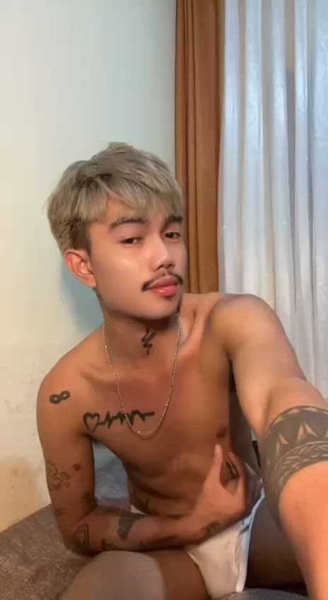 CUMSHOT 1