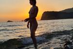 Sexy beach photos