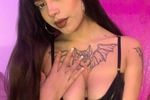 <3