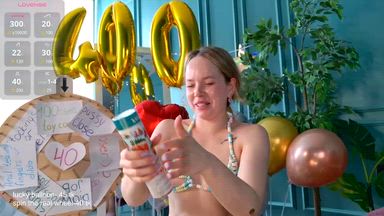 funny moment from our party 😂🎉