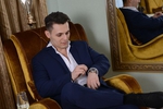 Classy man ready to date!
