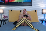 Your blonde girl🖤💛