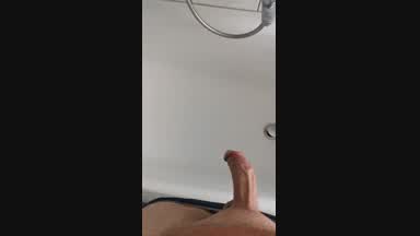 Paul squirts