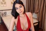 lady in red