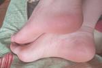 Feet of cuttie