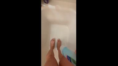 Feet content