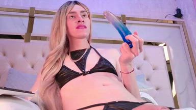 I pass through my throat😈 - angela_white22