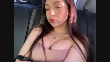 Very Hot Girl