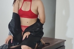 <3