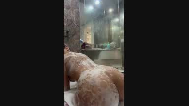 big ass sexy 🥵💦🍑