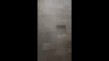 a shower💦